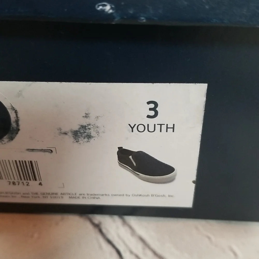 OshKosh Bgosh boys slip